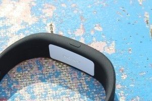 Sony SmartBand recenze - detail čip