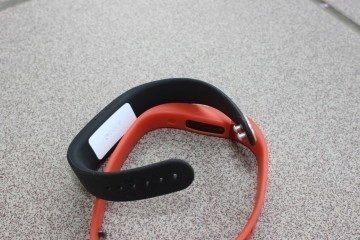 Sony SmartBand recenze - Fitbit 1
