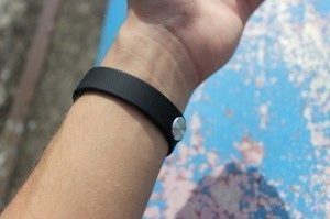 Sony SmartBand recenze - na ruce spodek