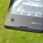 YotaPhone C9660 – zadní fotoaparát (1)