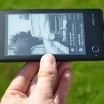 YotaPhone C9660 – zadní strana (8)