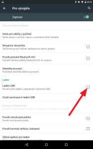 Aktivujte Ladění USB