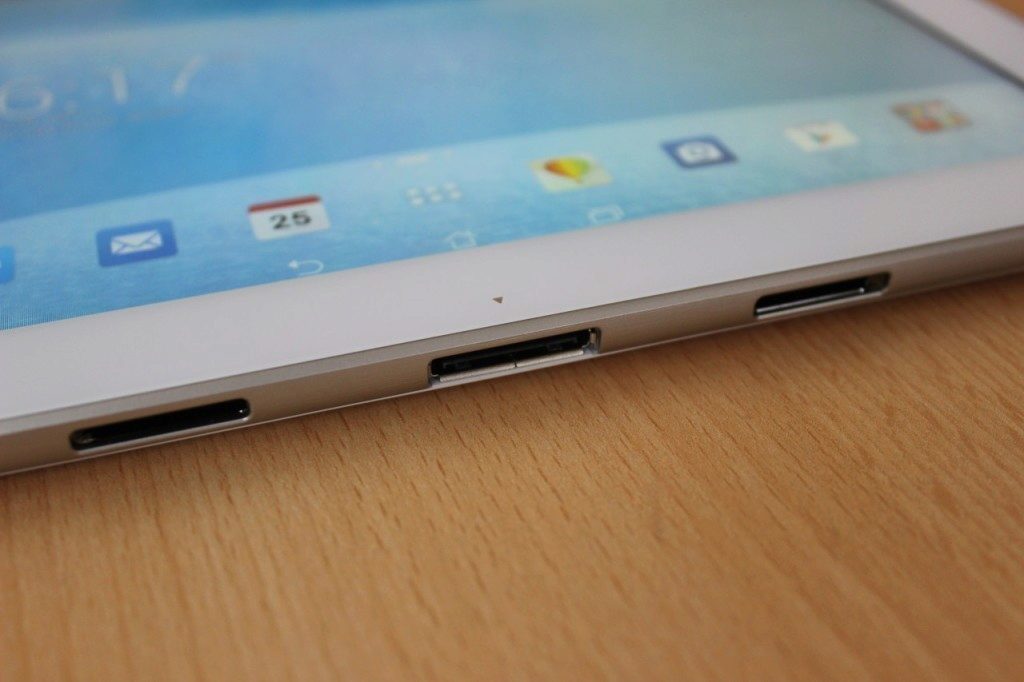 Asus Transformer Pad - displej detail