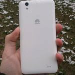 Huawei Ascend G630 – záda telefonu