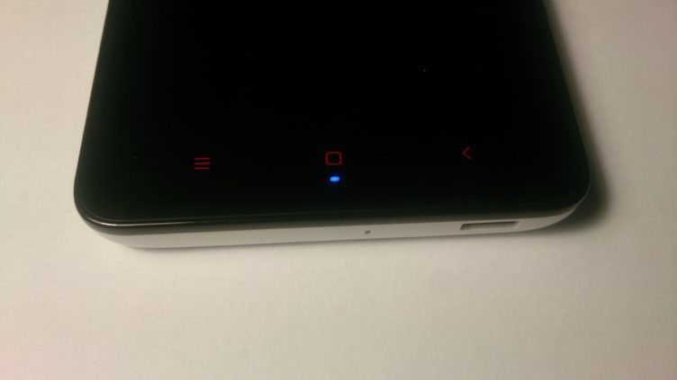 Xiaomi redmi 2 - notifikační dioda