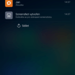 Xiaomi-MI-Note-prostředí-systému-Android-4.4.4-notifikace zamykací obrazovka
