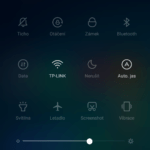 Xiaomi-MI-Note-prostředí-systému-Android-4.4.4-notifikační lišta