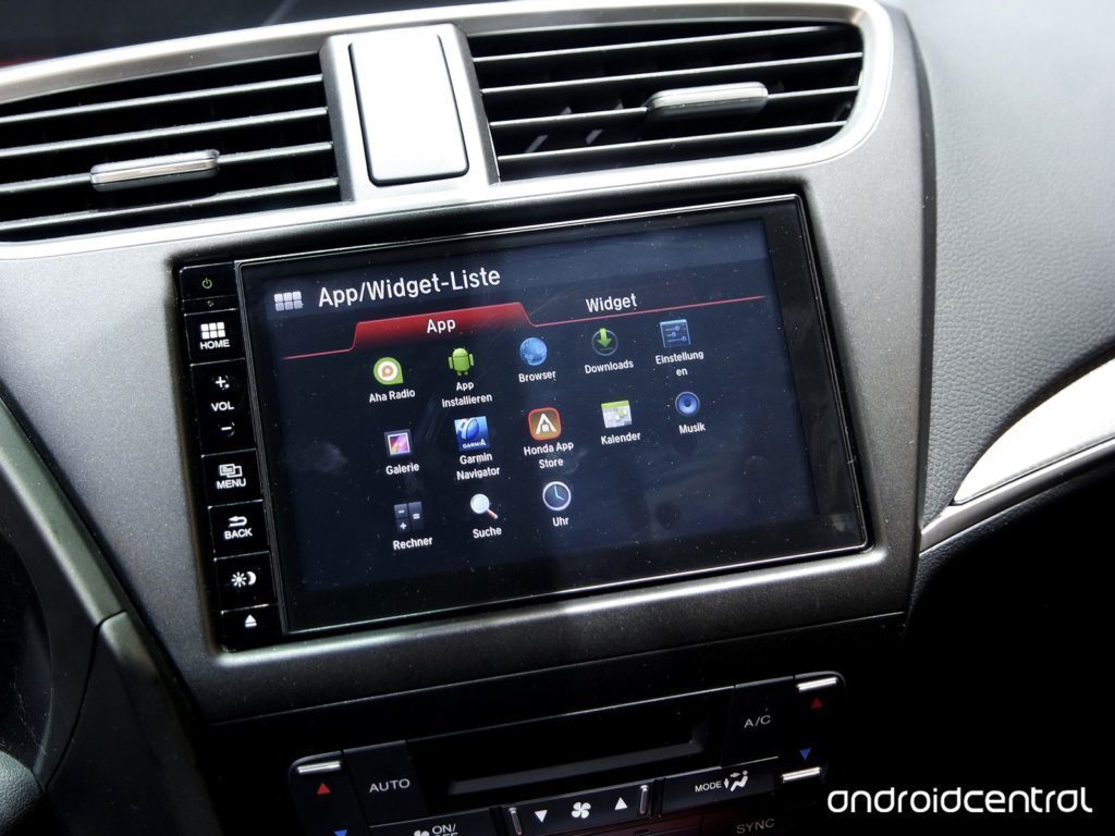 Android v Hondě Civic 2015