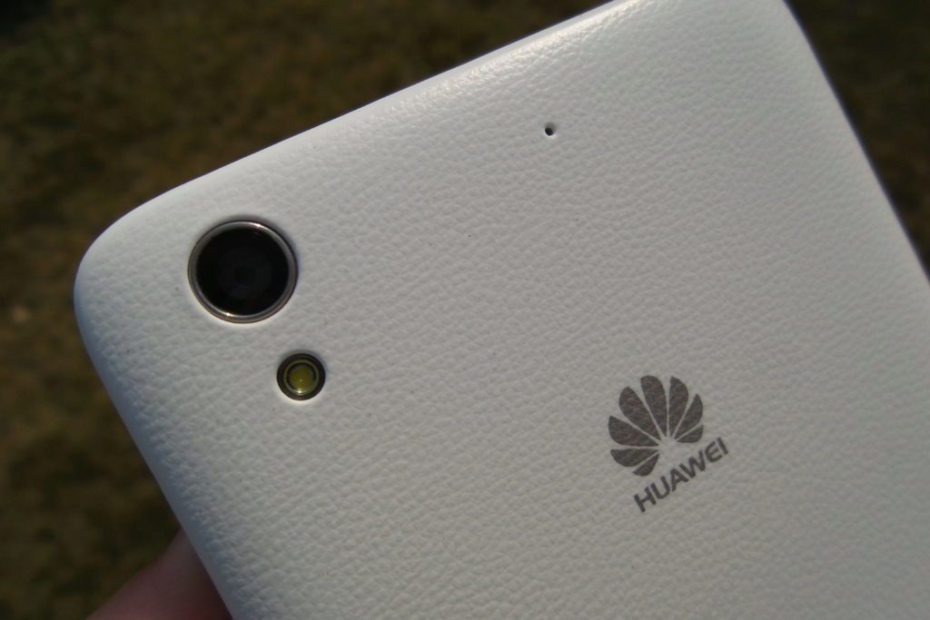 Ascend G620s zada fotoaparat