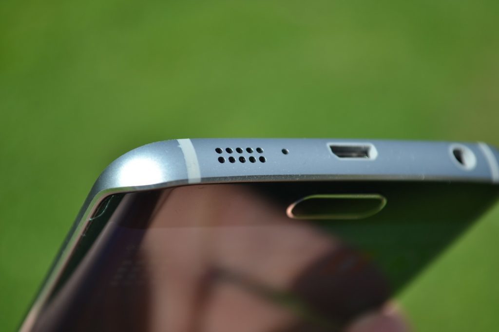 Samsung Galaxy S6 Edge konstrukce 12