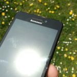 Lenovo A5000 – reproduktor pro volání, přední fotoaparát, senzory