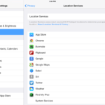 iOS má svou vlastní variantu App Ops část (tzv. Privacy) jako součást nastavení