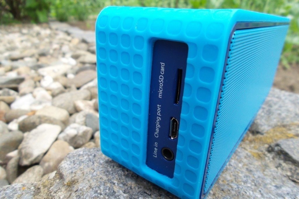 Huawei Colorcube AM10 konektory