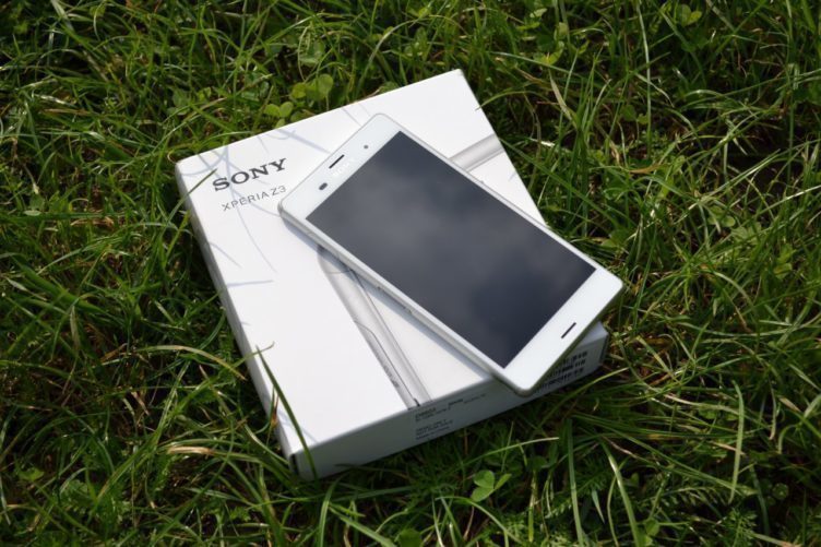 sony-xperia-z3-obsah-baleni sony-xperia-z3-obsah-baleni