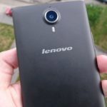 Lenovo P90 – zadní fotoaparát a LED blesk