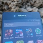 Sony Xperia Z3+ – přední fotoaparát, reproduktor pro volání, senzory, dioda