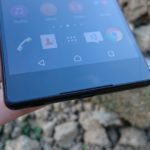 Sony Xperia Z3+- spodní reproduktor