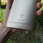 Asus Zenfone 2 – zadní hlasitý reproduktor