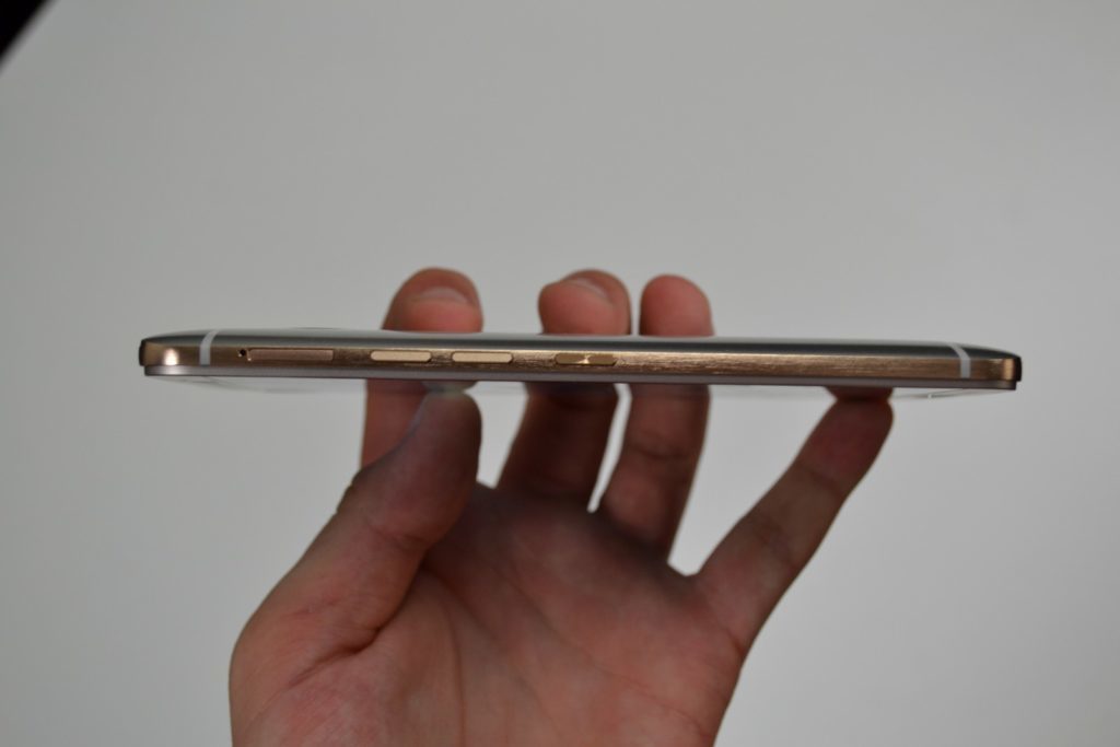 HTC One M9 11