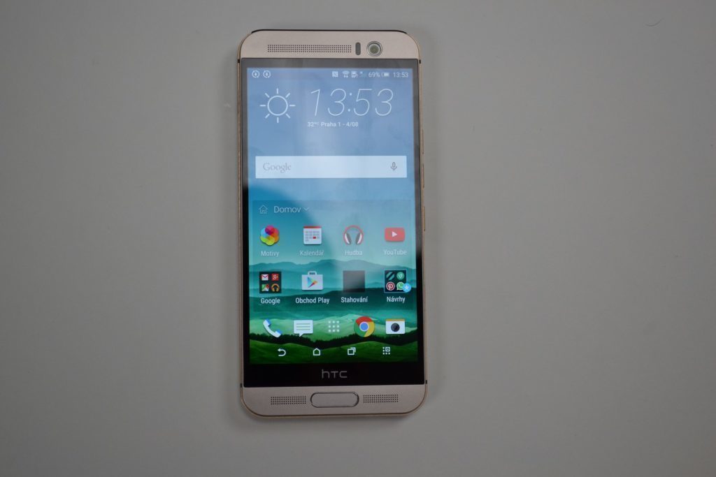 HTC One M9 3
