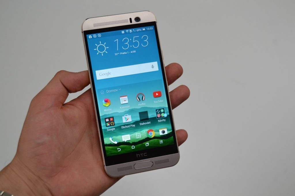 HTC One M9 5