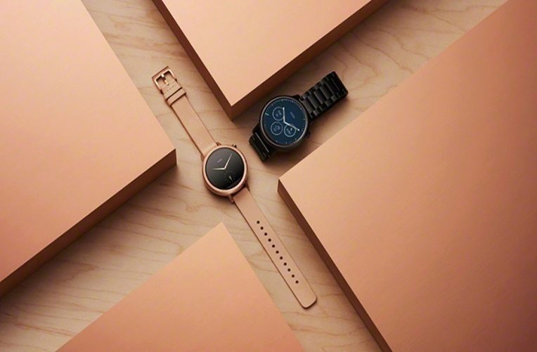 MOTO 360