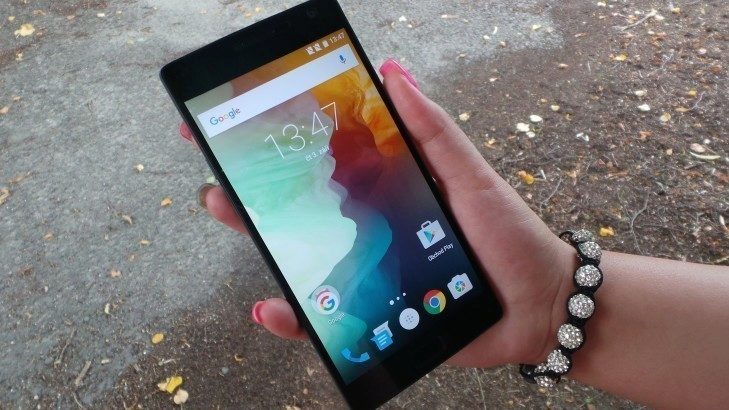 OnePlus 2 - Konstrukce, přední strana