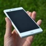 Sony Xperia Z3 – přední strana telefonu (2)