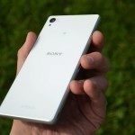 Sony Xperia Z3 – záda telefonu (5)