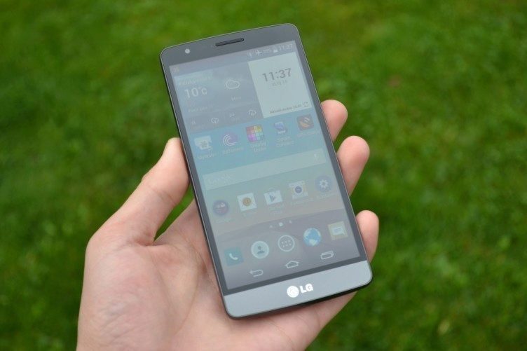 LG G3s - přední strana telefonu (8)