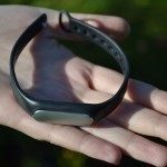 Xiaomi MiBand – položený ve dlani (3)