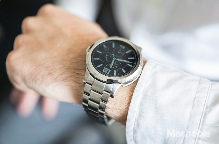 101315-Fossil-Smartwatch-13 101315-Fossil-Smartwatch-13