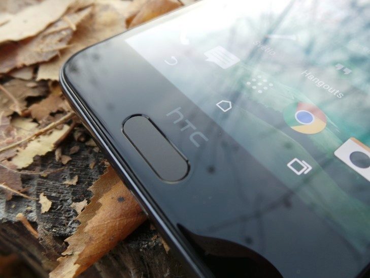 HTC One A9 - konstrukce, čtečka otisků prstů