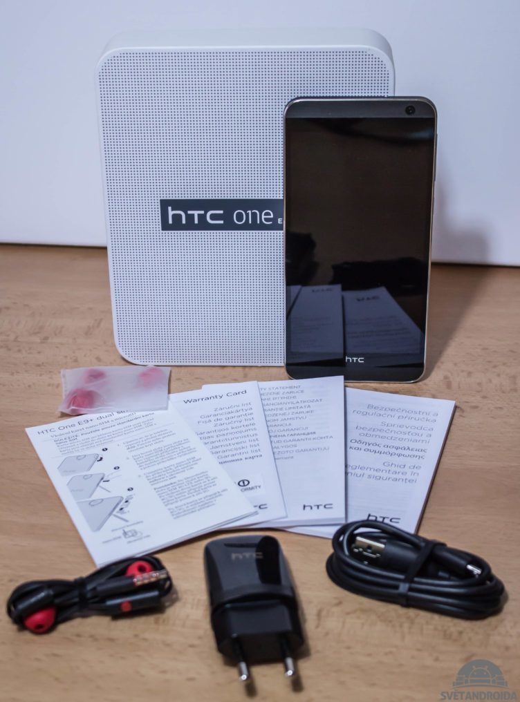 HTC One E9+ - obsah balení