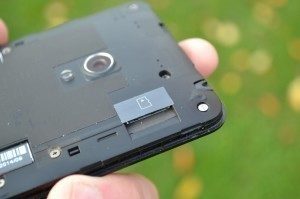 Asus Zenfone 5 - karta MicroSD