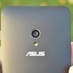 Asus Zenfone 5 – objektiv a LED (1)