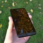 Asus Zenfone 5 – přední strana telefonu (4)