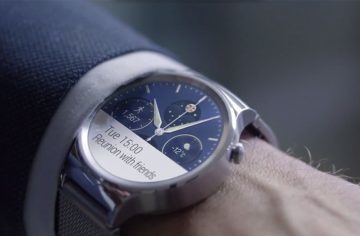 Hodinky Huawei Watch přistály v českých obchodech, cena je vysoká