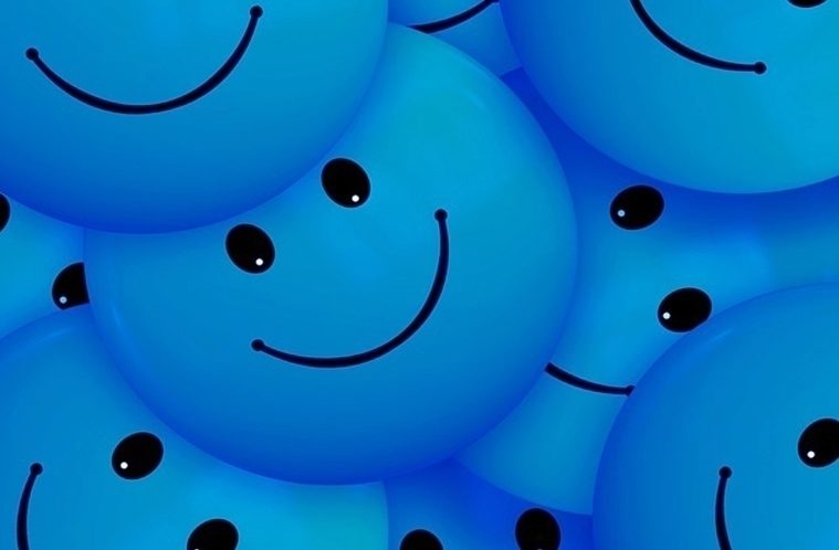 Emoji nové smajlíky v Androidu náhleďák