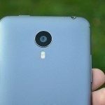 Meizu MX4 –  objektiv zadní kamery (1)