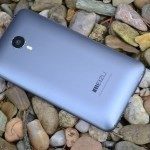 Meizu MX4 –  pohled zezadu 3