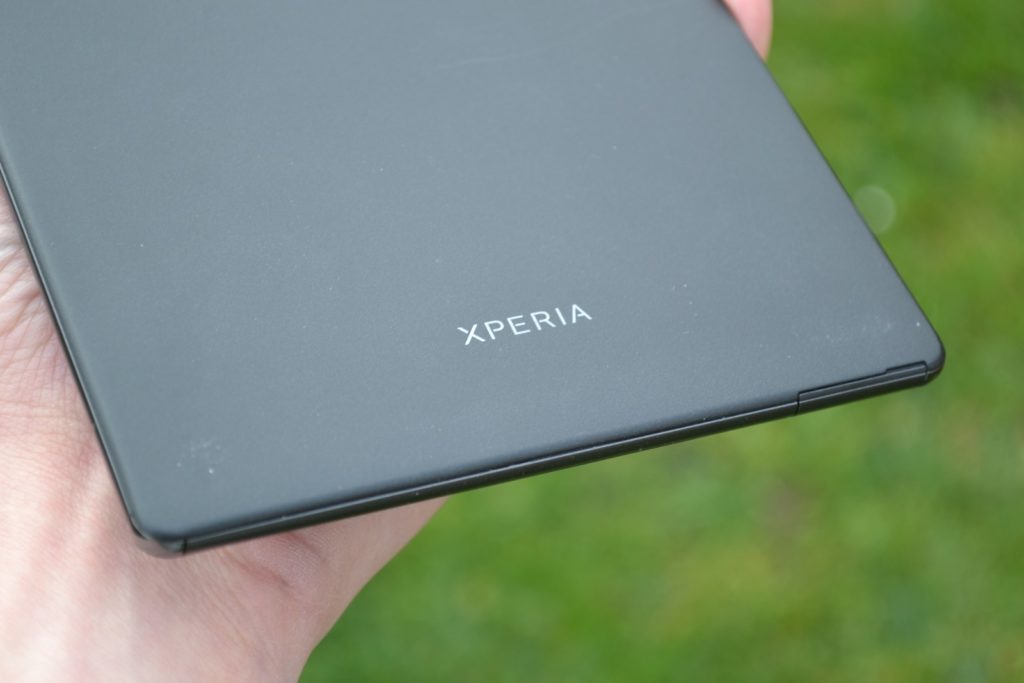 Sony Xperia Z3 Tablet Compact zadní část