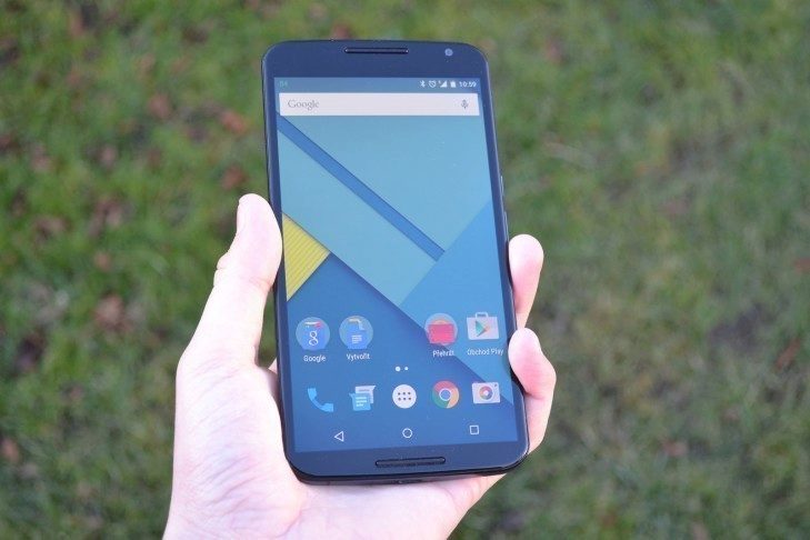 Nexus 6 - přední strana telefonu (7)