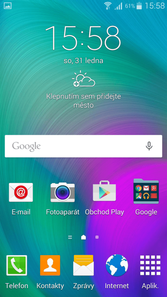 Samsung Galaxy A5 prostředí systému Android 4.4.4. 3