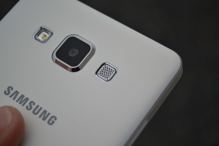 Samsung Galaxy A5 - reproduktor