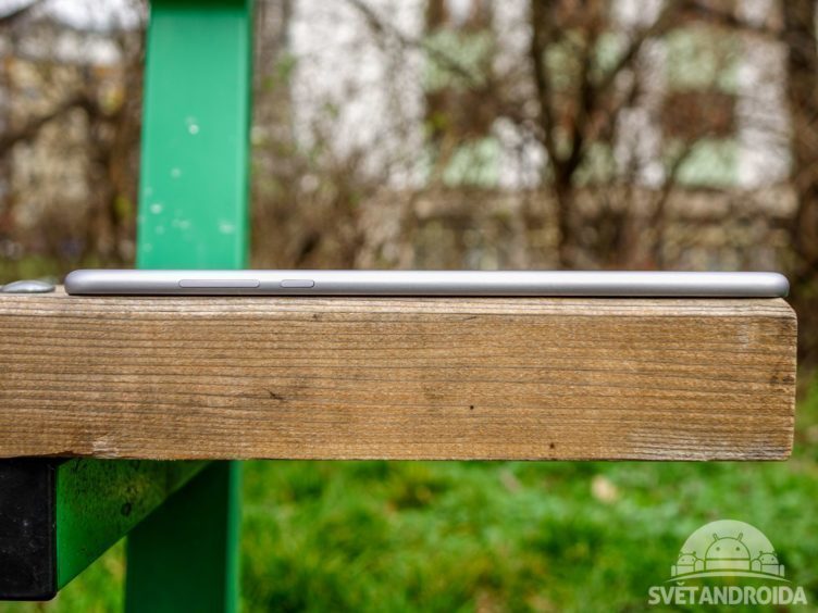 Xiaomi Mi Pad 2 - konstrukce, pohled z boku Xiaomi Mi Pad 2 - konstrukce, pohled z boku