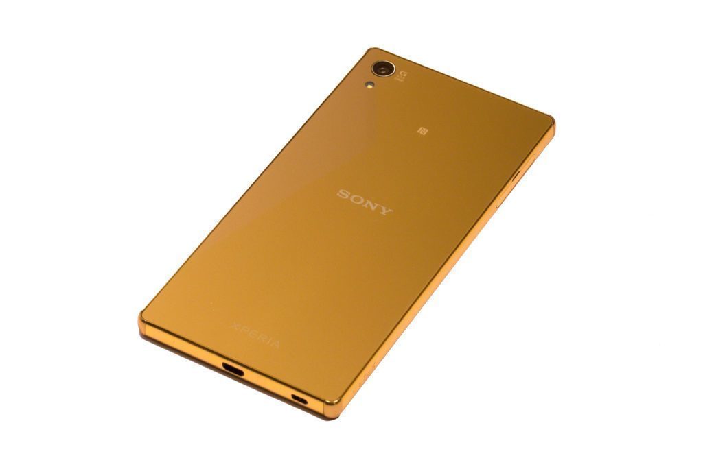 Sony Xperia Z5 Premium zadní strana