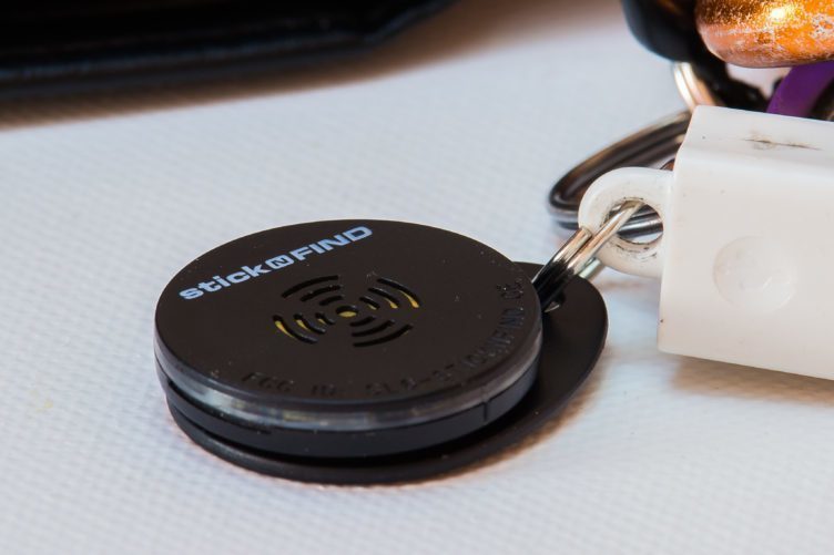 StickNFind - štítek na klíčích StickNFind - štítek na klíčích