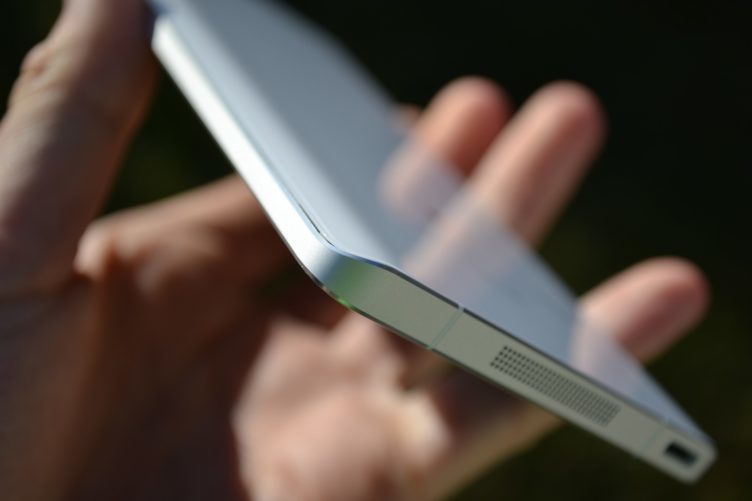 Xiaomi Mi Note - konstrukce telefonu, reproduktor