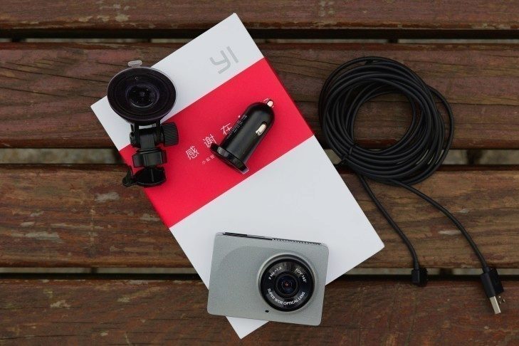 Xiaomi Yi Dashboard Camera obsah balení